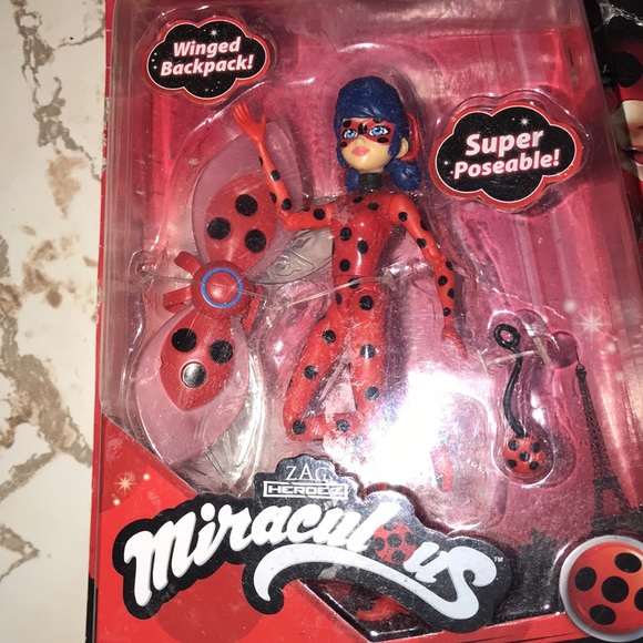 “Miraculous LadyBug Paris Wings” FINAL PRICE - Picture 2 of 6